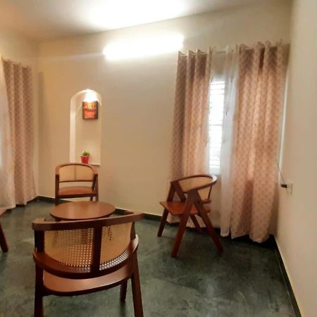 벵갈루루 Urban Retreat 빌라 외부 사진